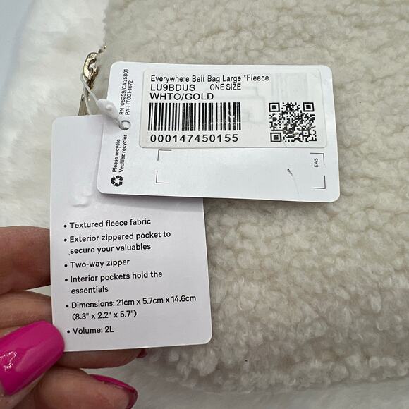 Lululemon Sherpa Fleece Crossbody Everywhere Belt Bag Gold Logo Winter White Y2K - Picture 16 of 16